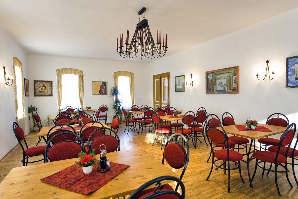 Hotel Sumava Vyssi Brod Ngoại thất bức ảnh
